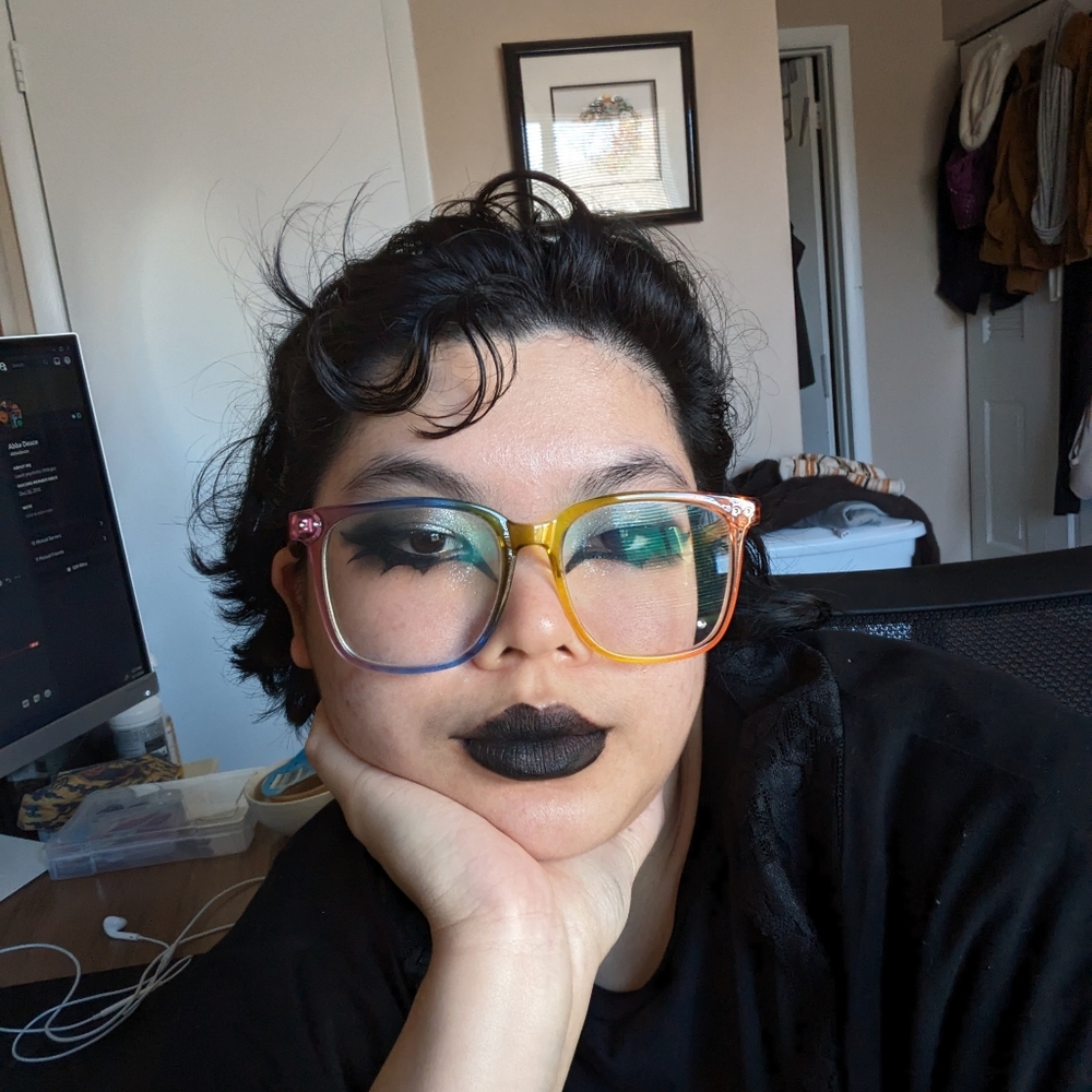 Meet your Posher, Stefi